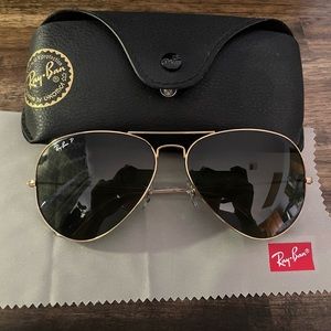 Ray Ban Aviator Classic Polarized Green sunglasses RB3025 001/58 62
